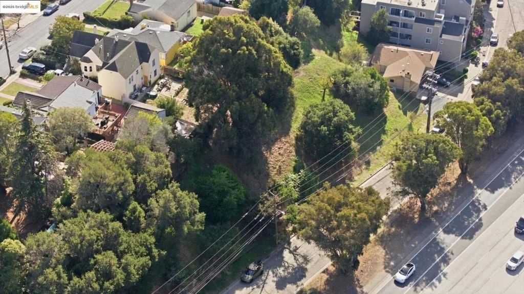 Photo of 9680 Mountain Blvd