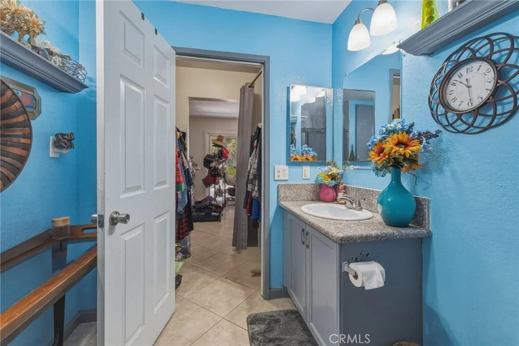 Photo of 9172 Jacaranda