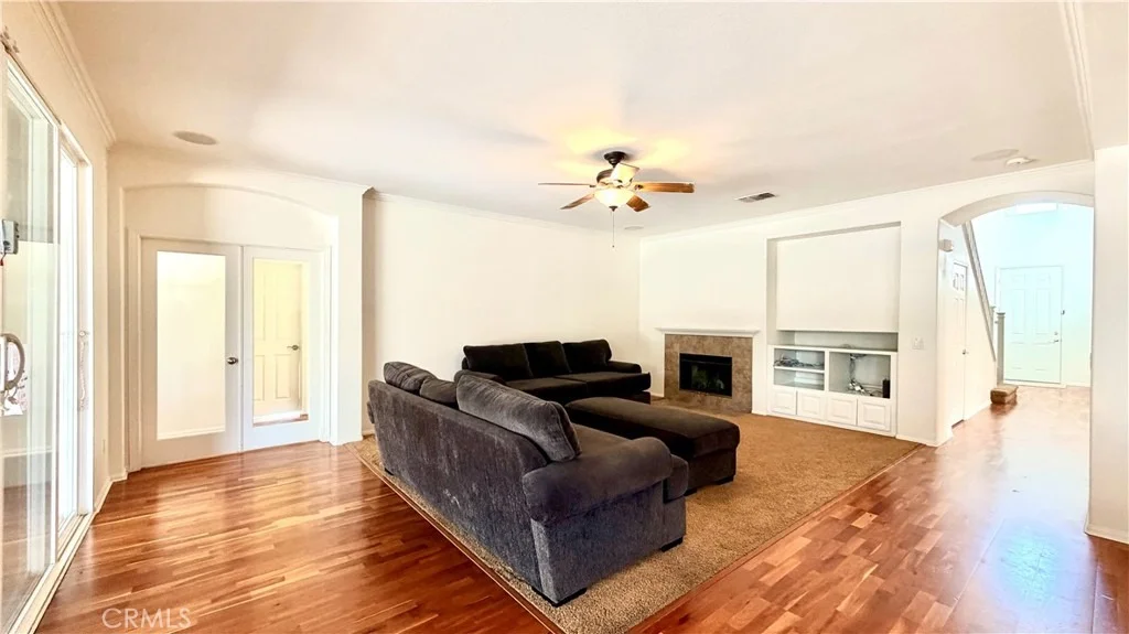 Photo of 335 Plaza Toluca