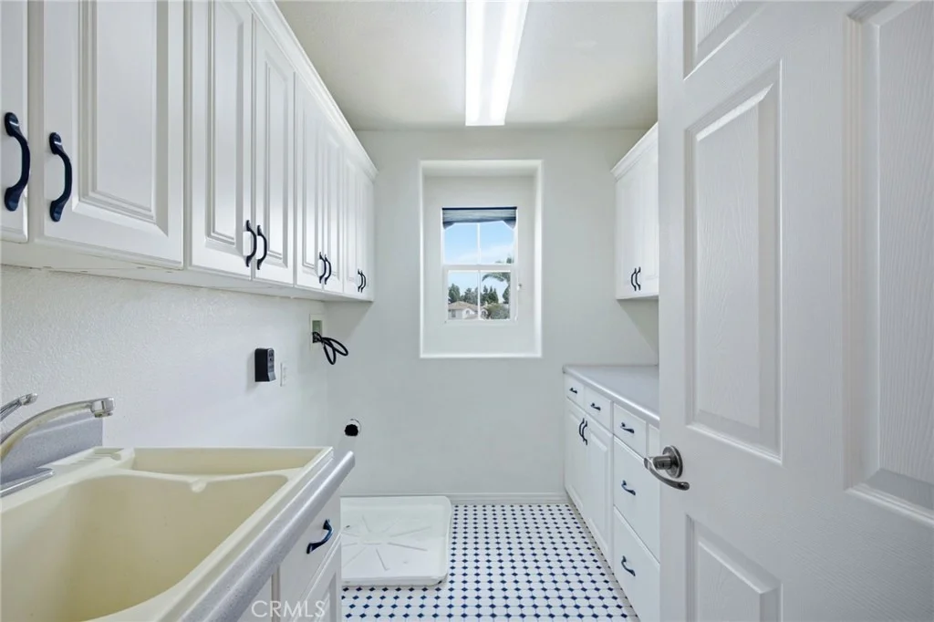 Photo of 327 Alamo Way