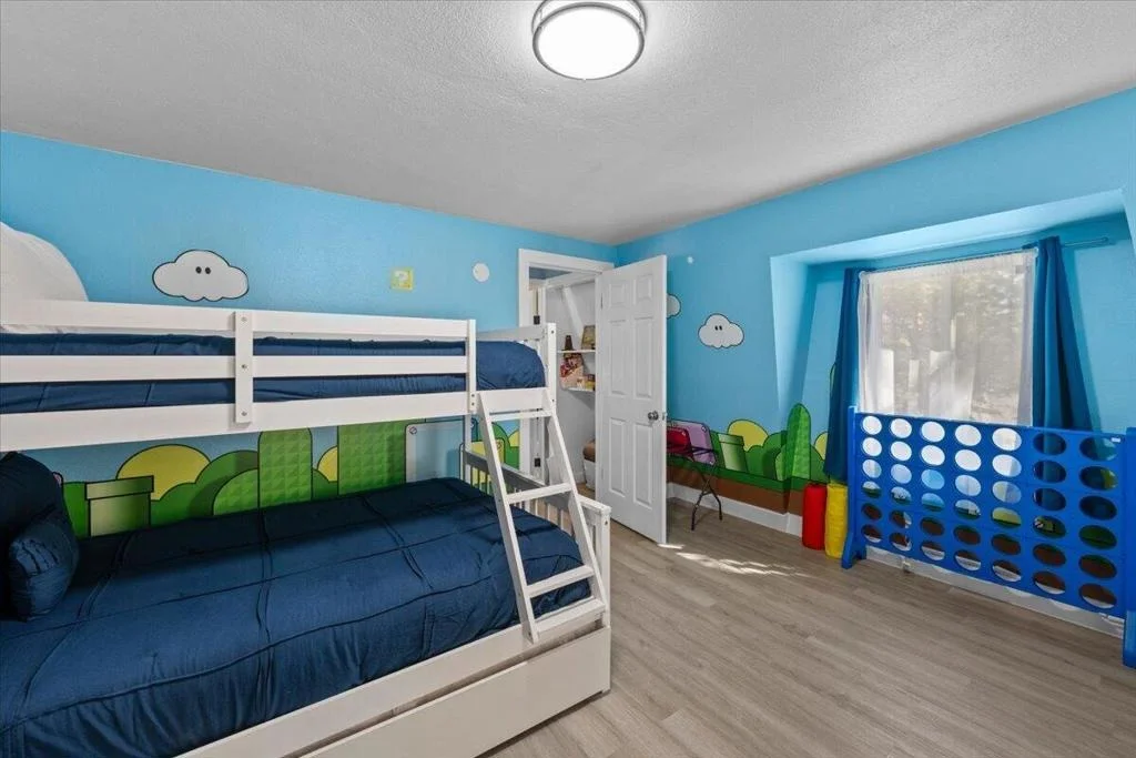 Photo of 800 Cedar Lane