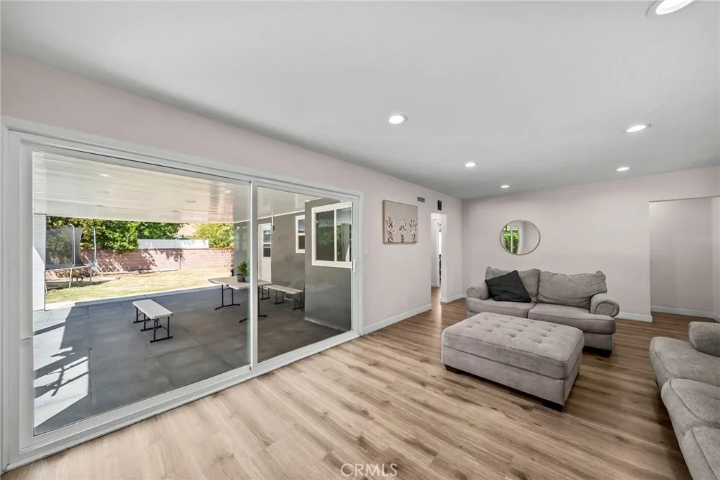 Photo of 8043 Sunnybrae