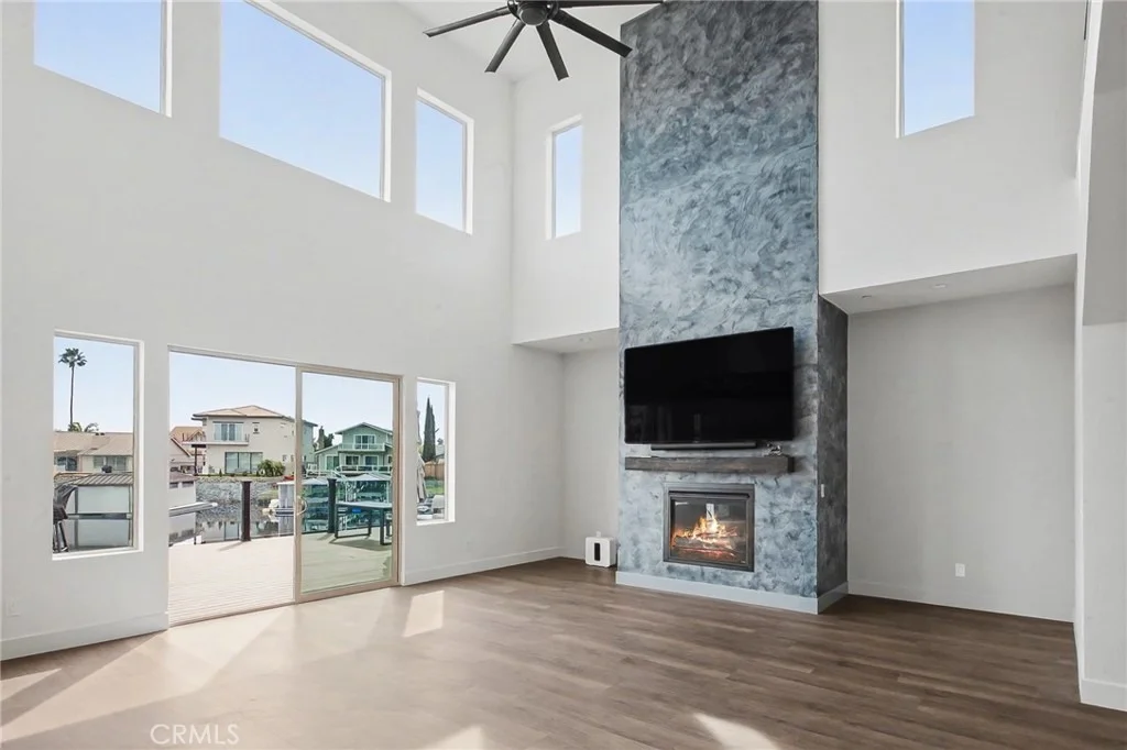Photo of 952 Lido