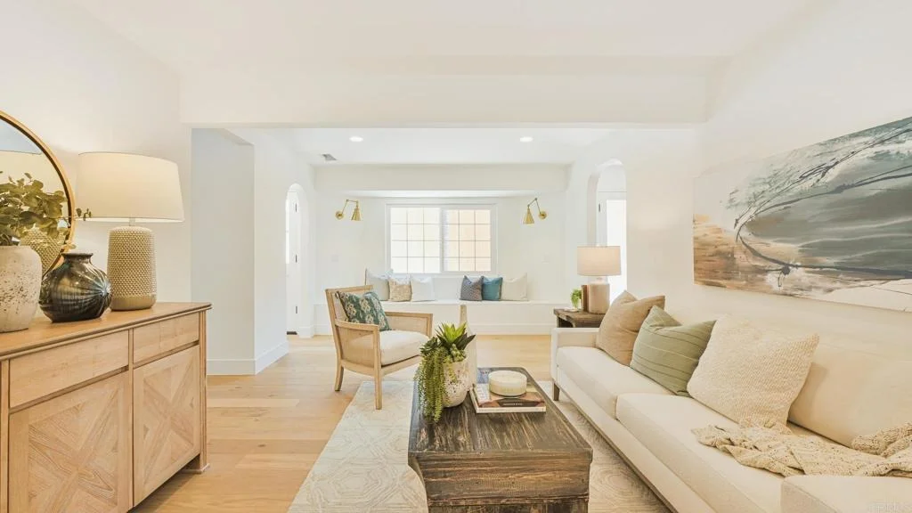 Photo of 2399 Ivy Road