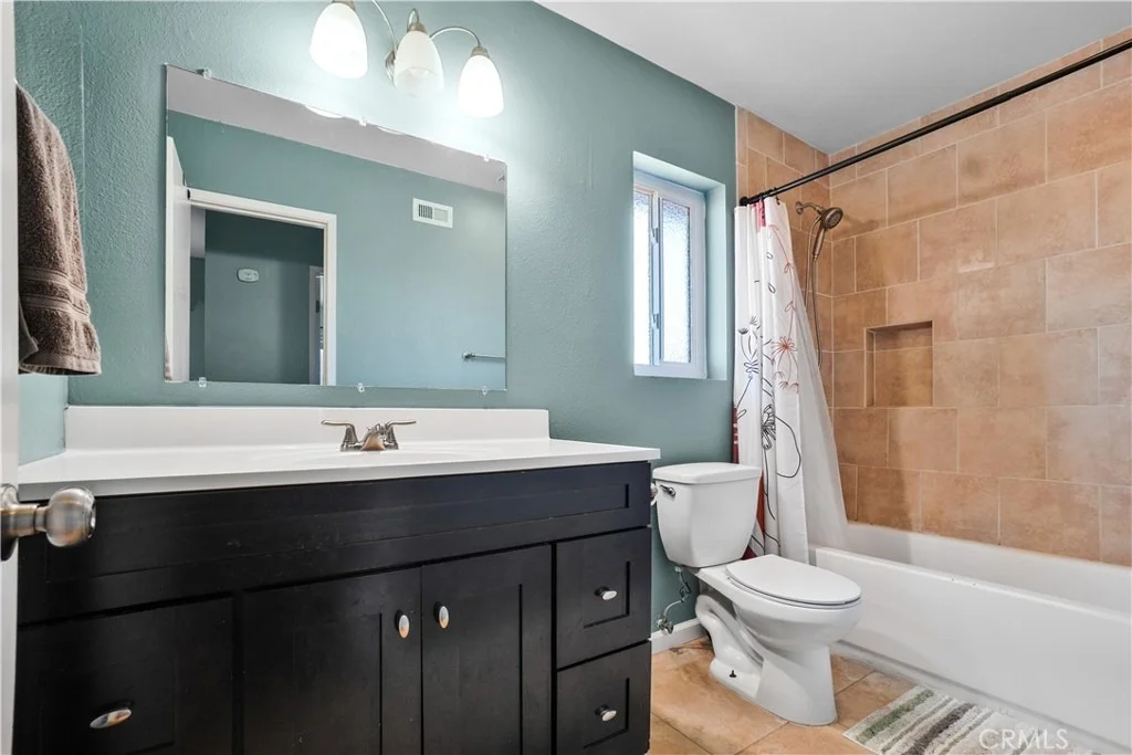 Photo of 4593 Mardi Gras
