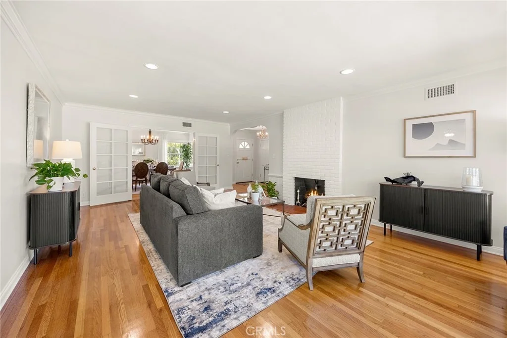 Photo of 1104 Cerritos