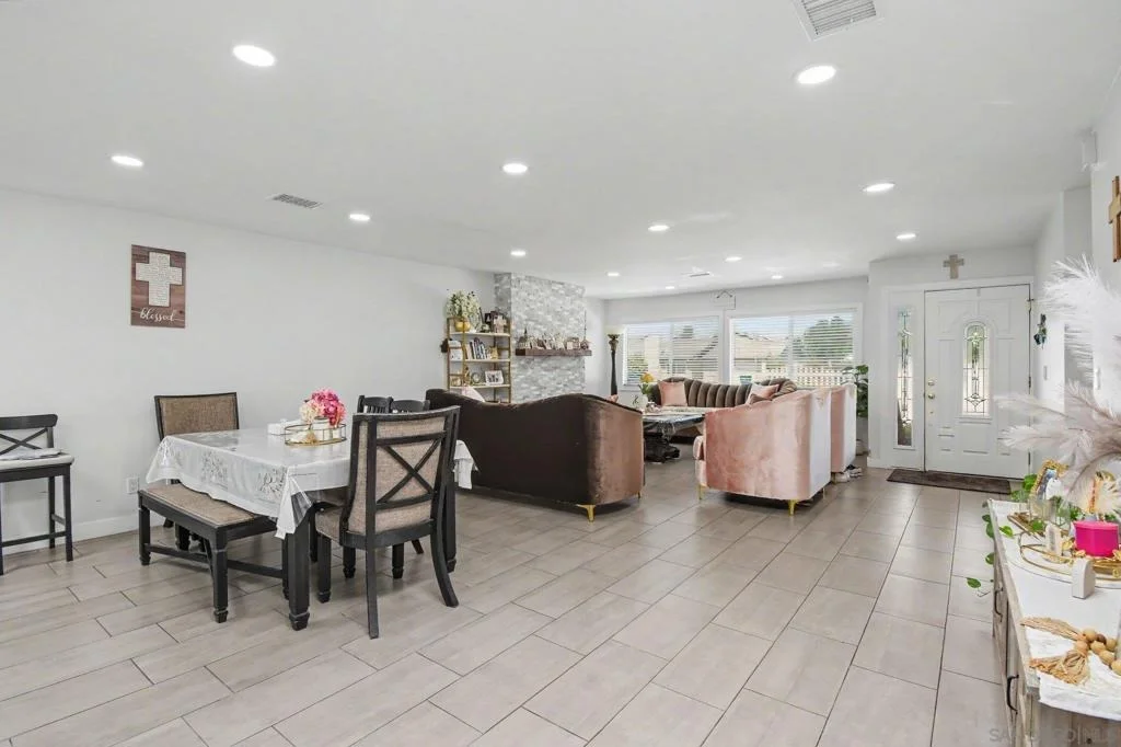 Photo of 8792 Blue Boy Lane