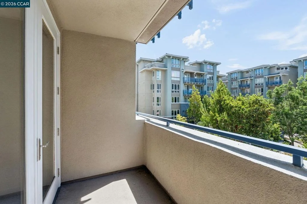 Photo of Unit 420 at 5501 De Marcus Blvd