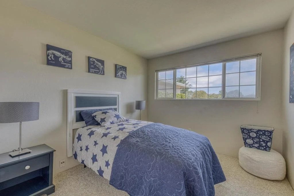 Photo of 15460 Oak Hills Drive