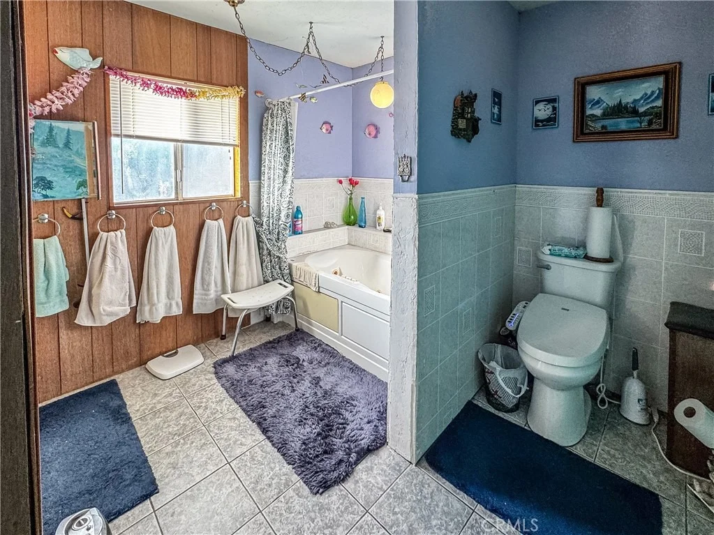 Photo of 1415 Tamarack Lane