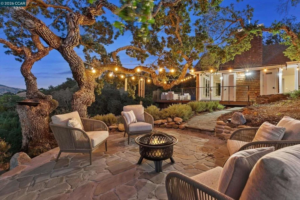 Photo of 10 Diablo Oaks Way