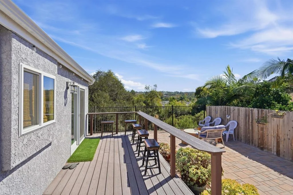 Photo of 2326 Azure Lane