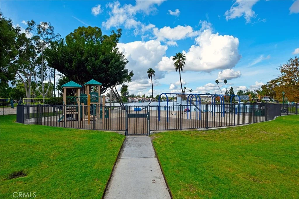 Photo of 24405 Mockingbird Place