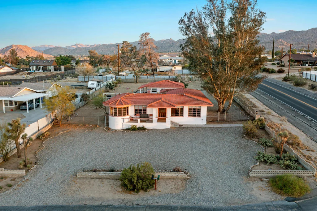 Photo of 61815 Alta Vista Drive