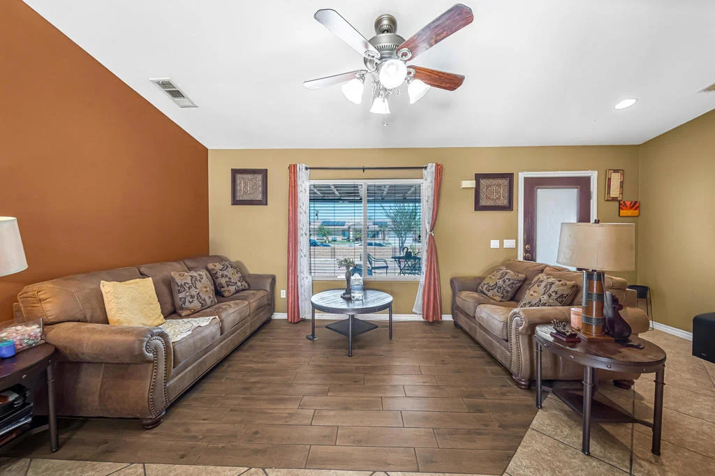 Photo of 1527 N Marina Drive