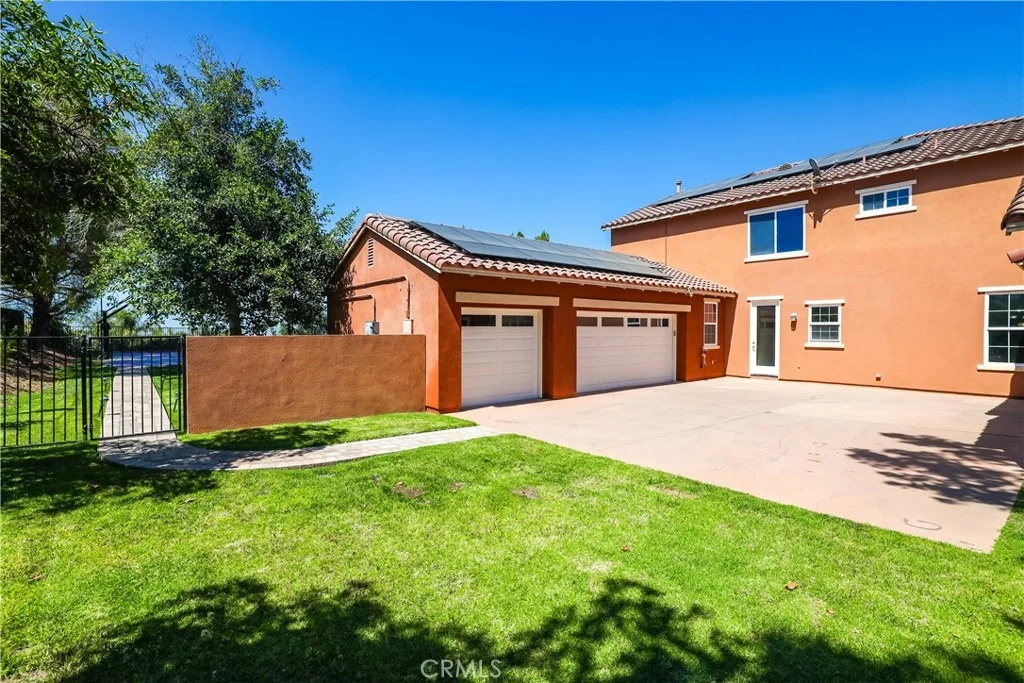 Photo of 1055 Lowry Ranch