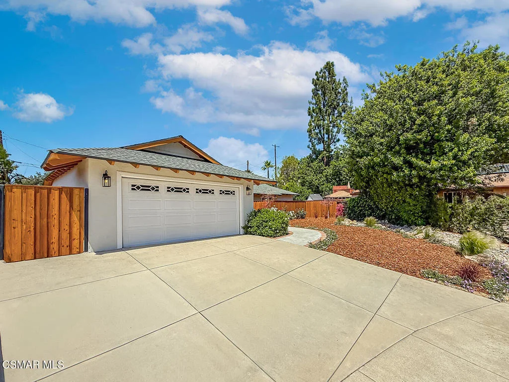Photo of 2153 Cook Circle