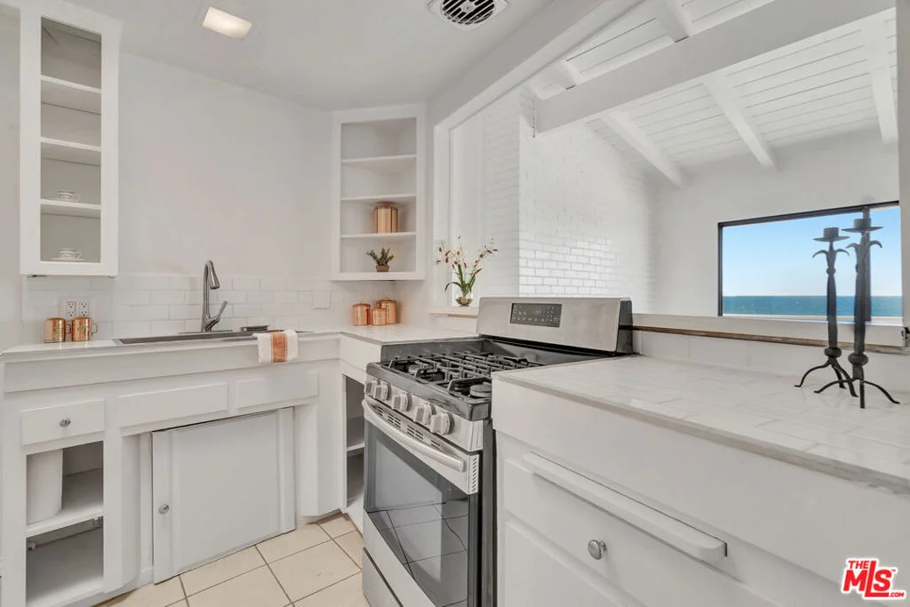 Photo of 25330 Malibu Road