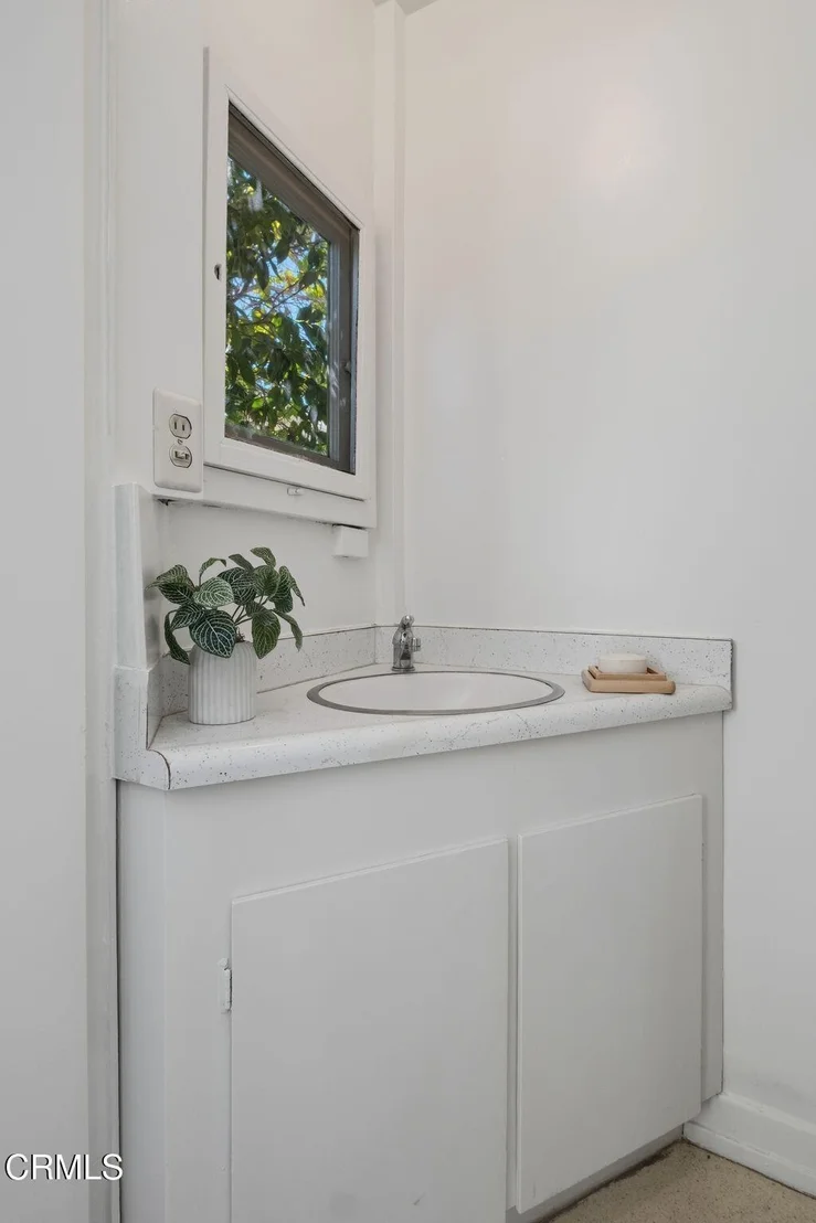 Photo of 15 Oak Knoll Gardens Drive