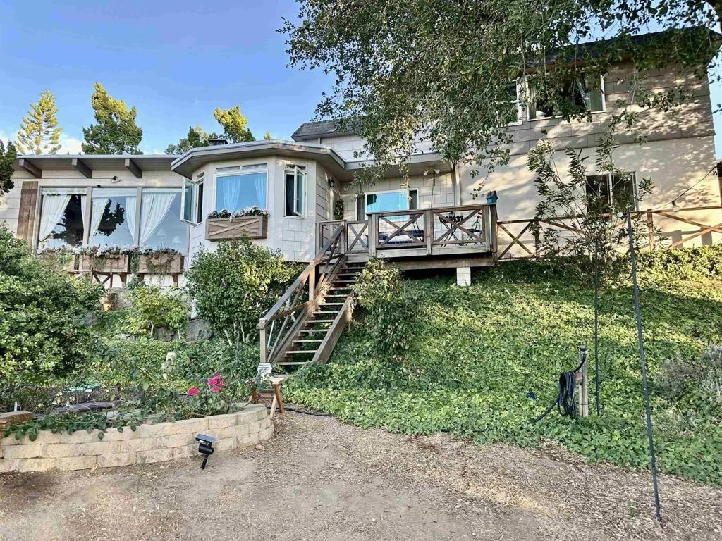 Photo of 720 Sky Mountain Lane