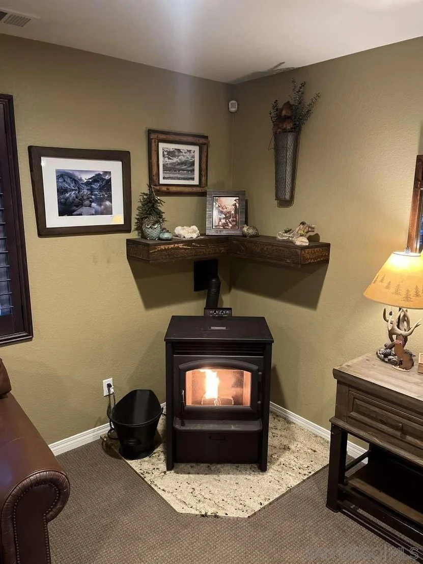 Photo of 231 Maple Ridge Dr