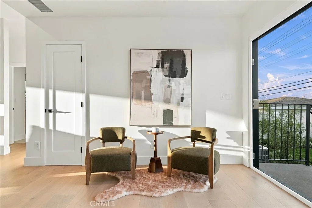 Photo of 205 Via Los Altos