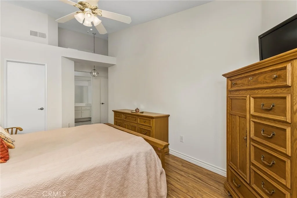 Photo of 5904 Warwick Hills