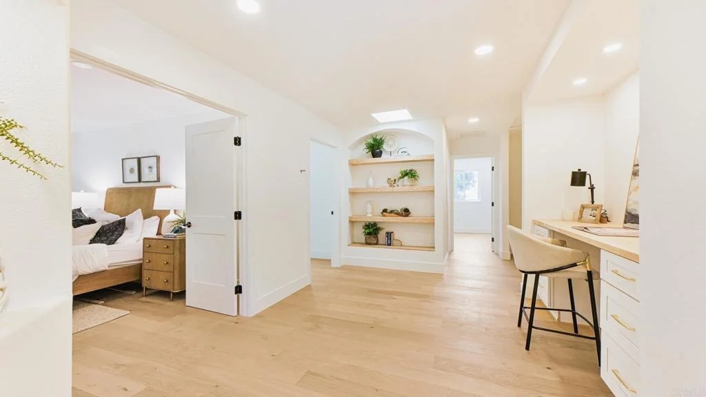 Photo of 2399 Ivy Road