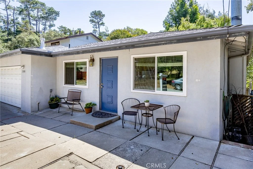 Photo of 2155 Cowper Street