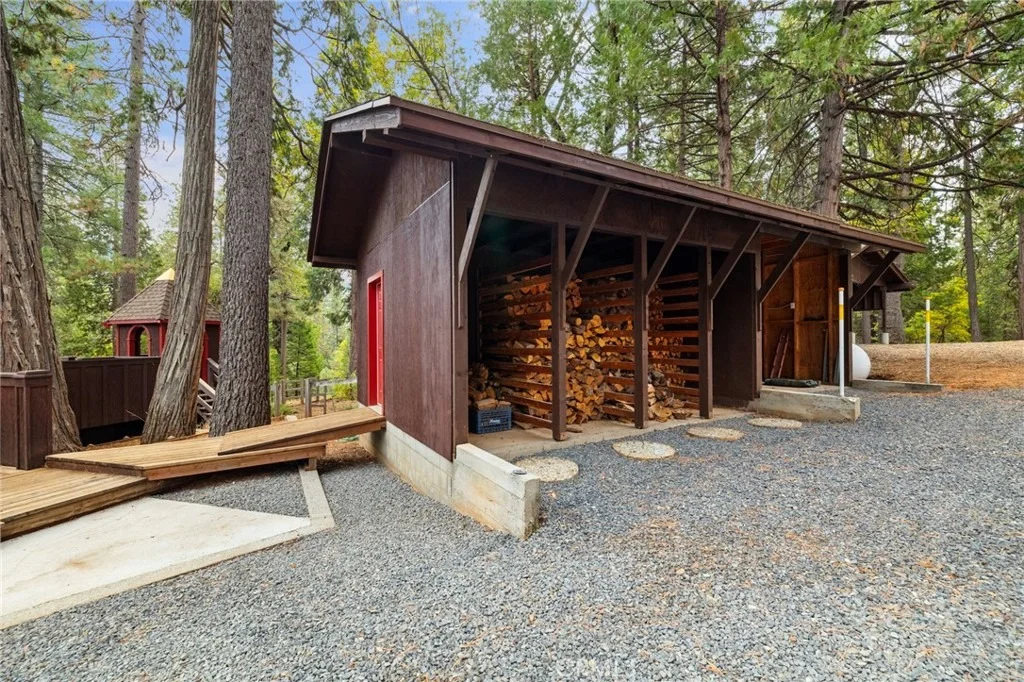 Photo of 25833 Lyons Dam Road