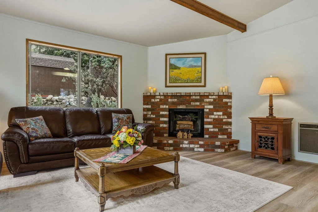 Photo of 25461 Glen Road