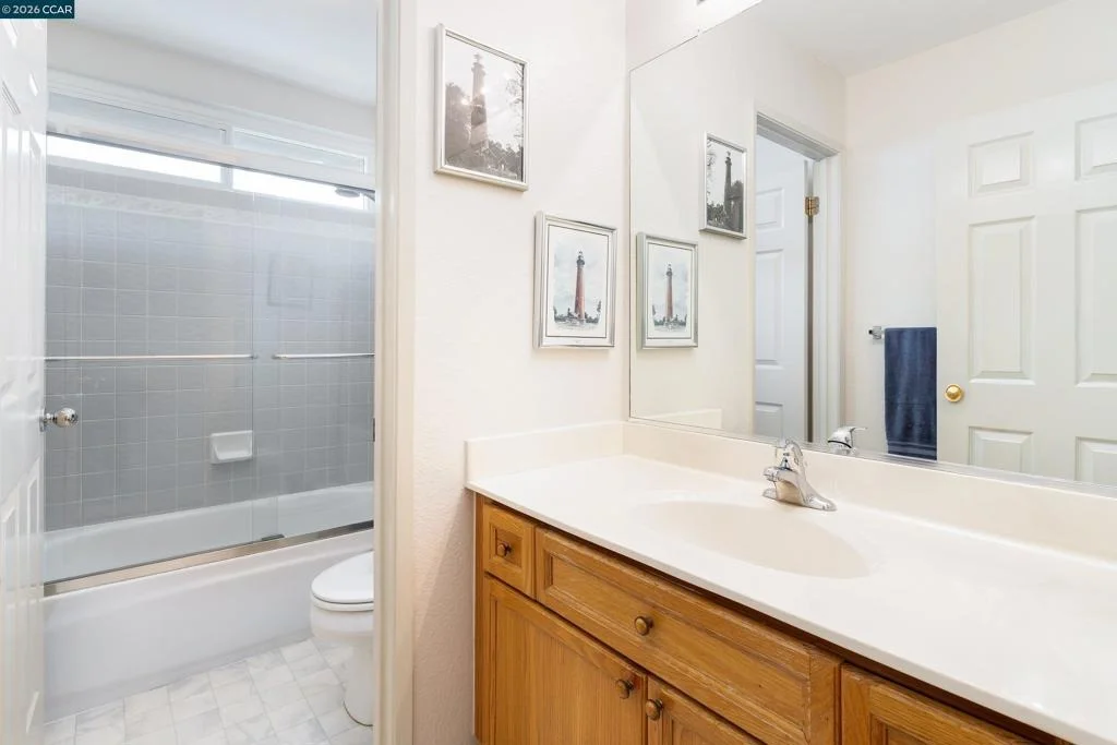 Photo of 1049 Feather Cir