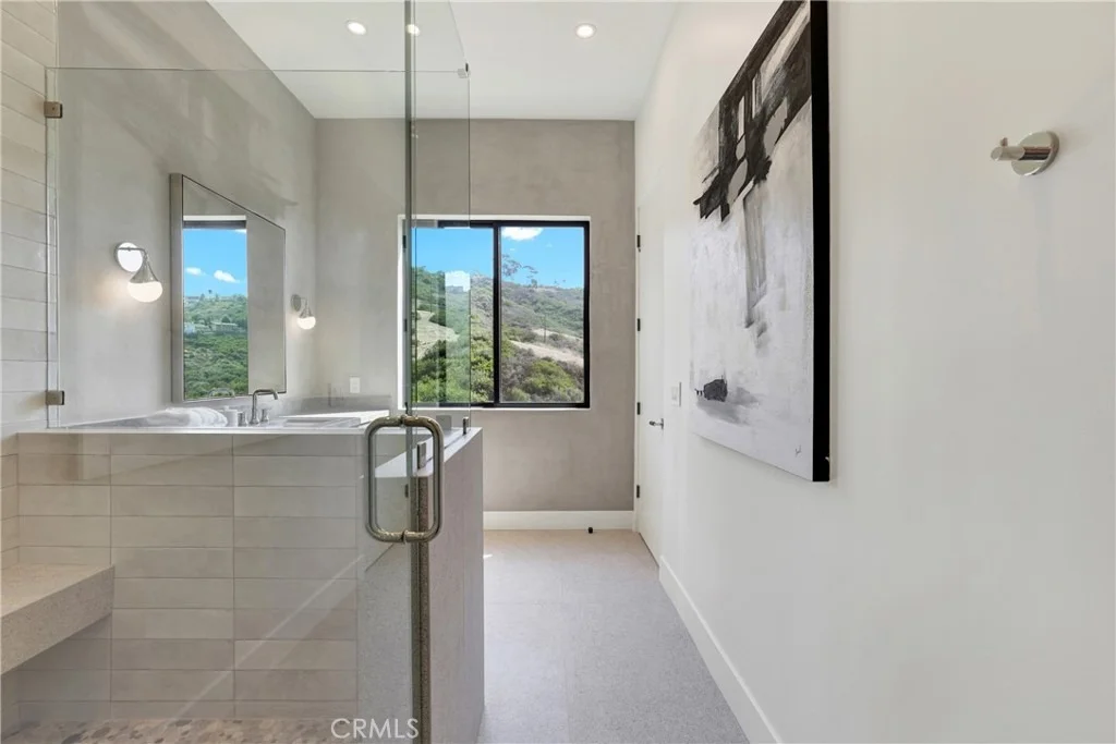 Photo of 408 Avenida Presidio