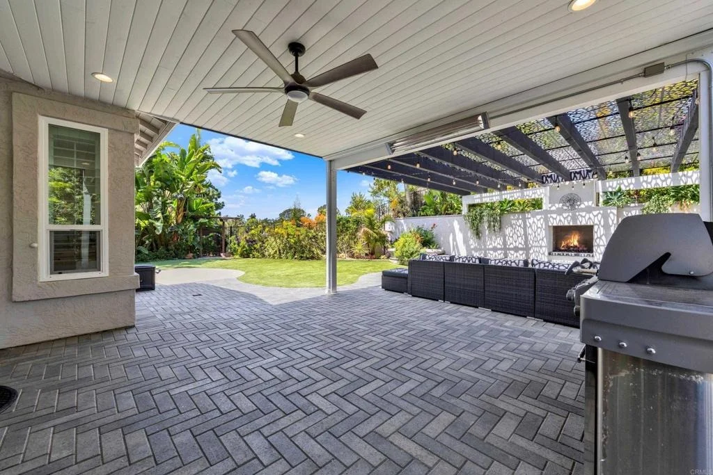 Photo of 948 Honeysuckle Drive