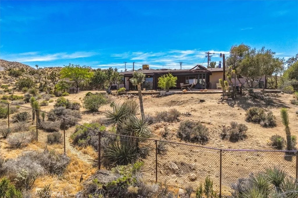 Photo of 8001 Hammett Road