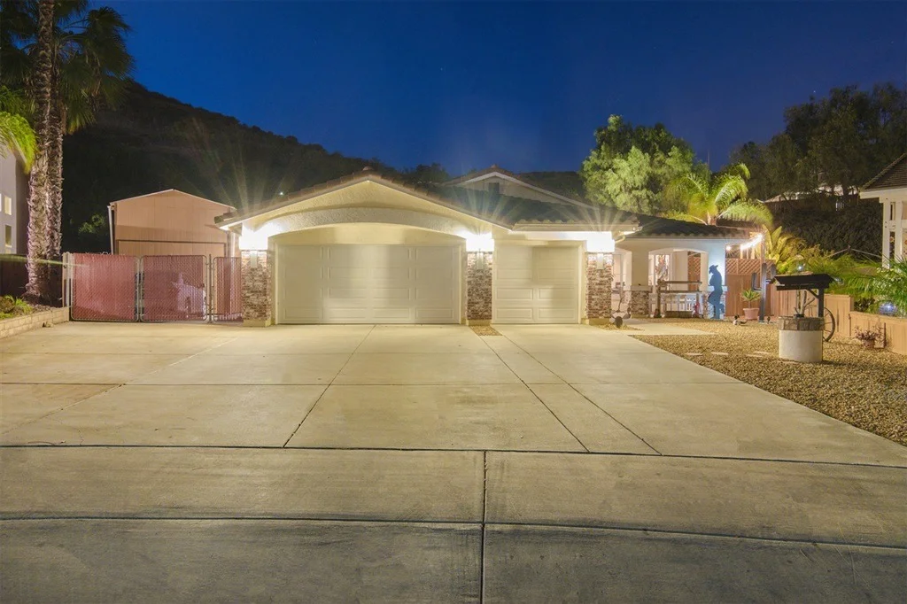 Photo of 10296 Lariat Drive