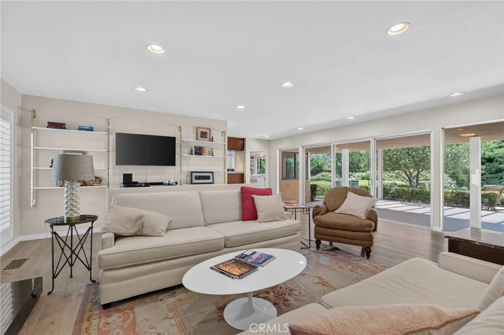 Photo of 5931 Copperfield