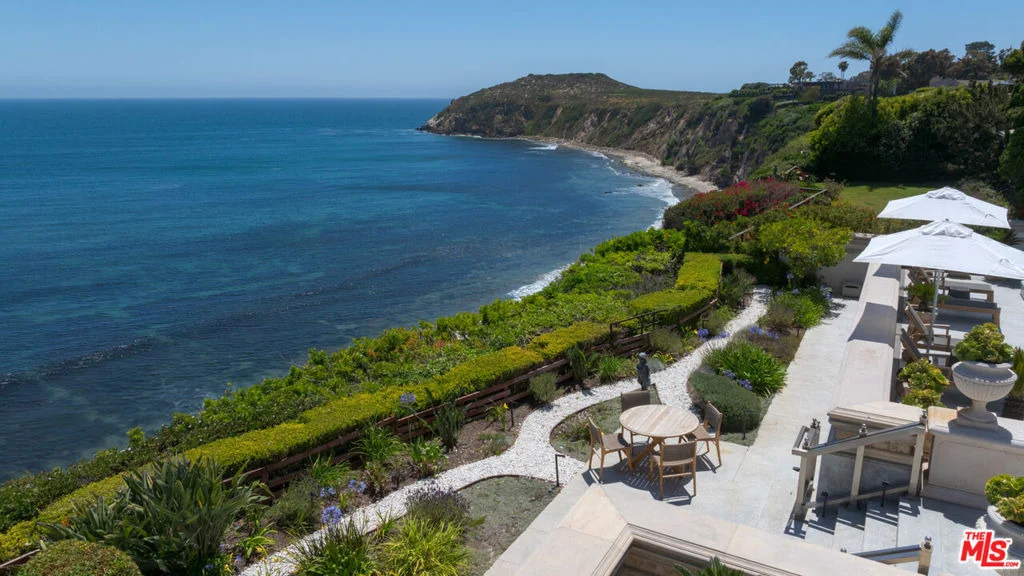 Photo of 29000 Cliffside Drive