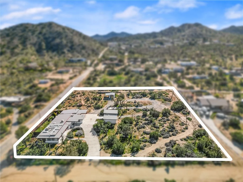 Photo of 55689 Highland