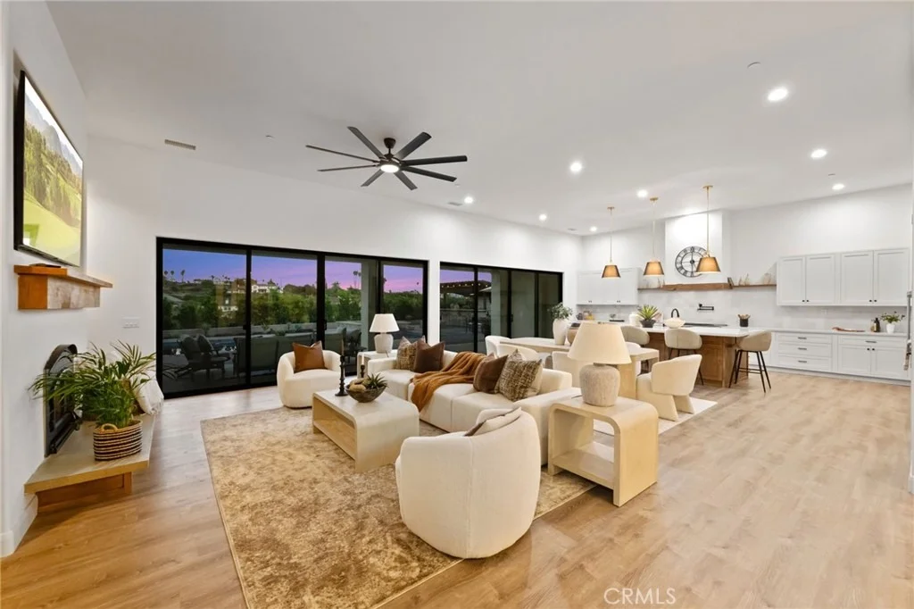 Photo of 4574 Valle Del Sol