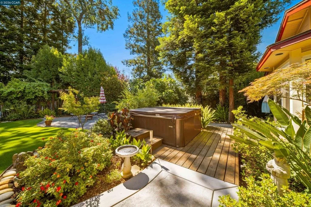 Photo of 31 Elliot Dr