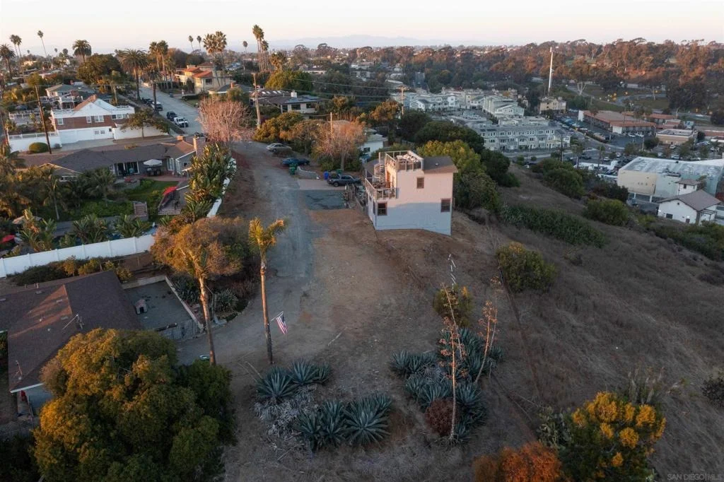 Photo of 1105 Eucalyptus St