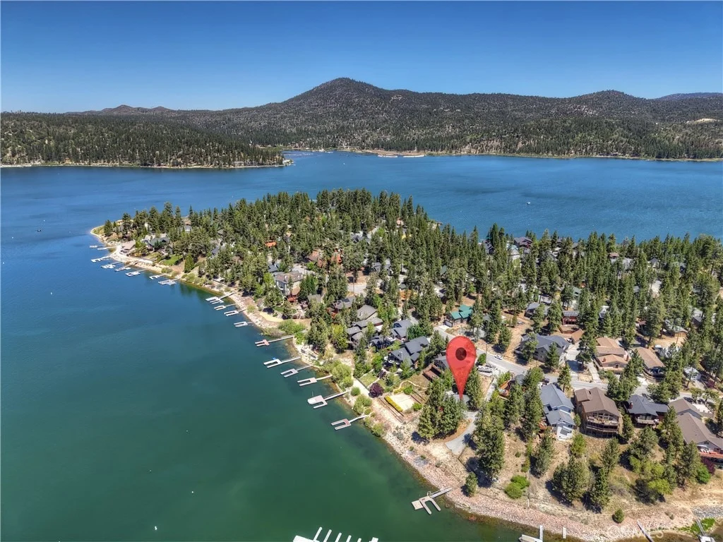 Photo of 39605 Lake