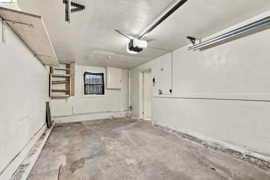 Photo of 2901 Sheffield Ave