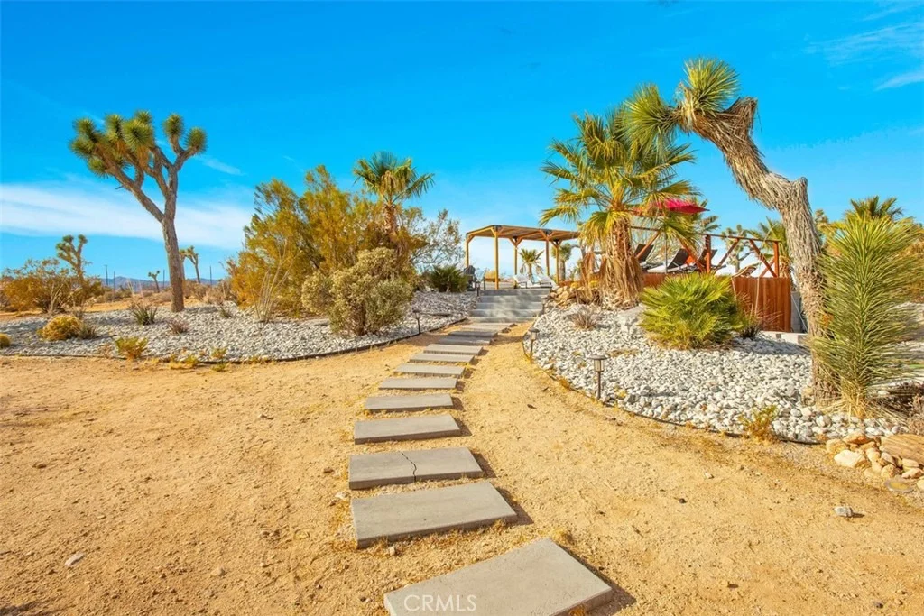 Photo of 59427 La Crescenta Drive