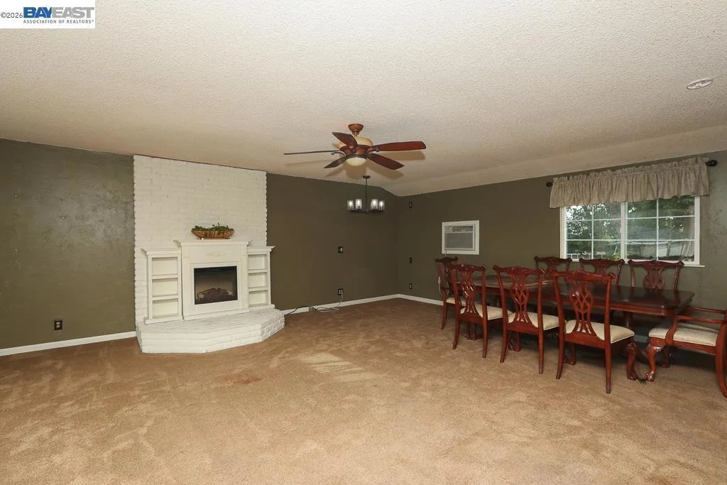 Photo of 3345 Oakwood Place