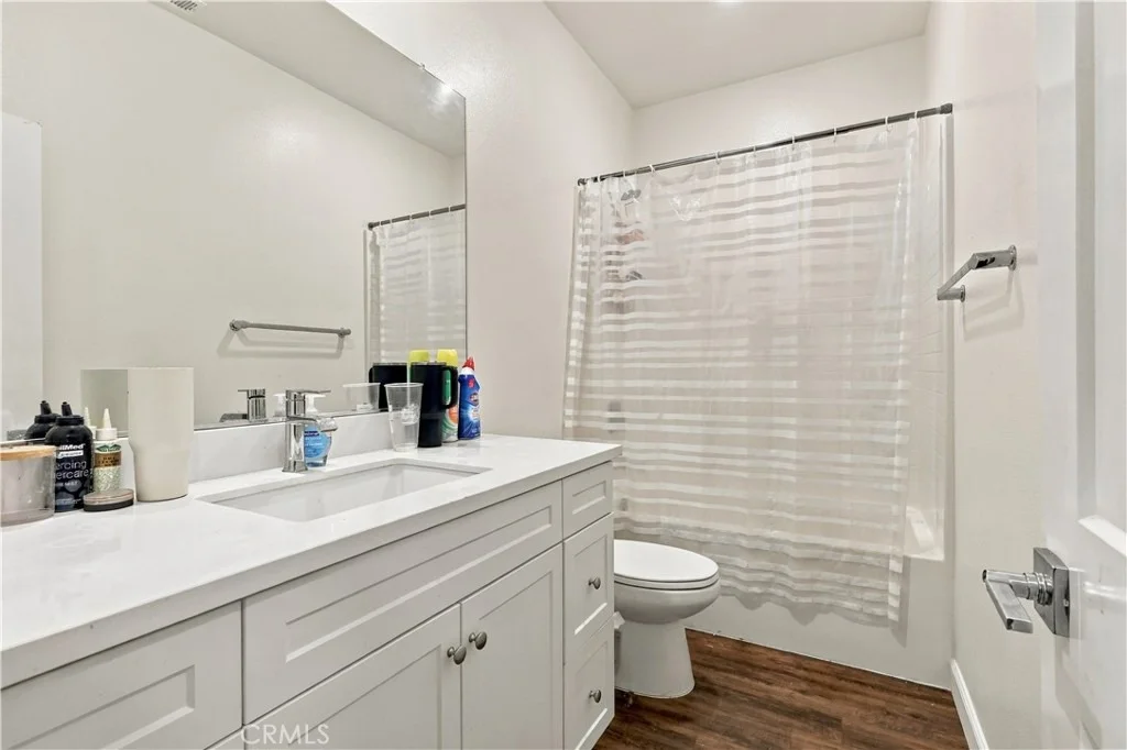 Photo of 881 Pear Court