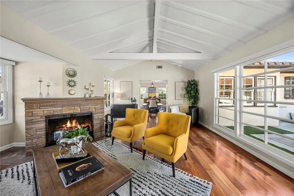 Photo of 136 Miramonte Drive