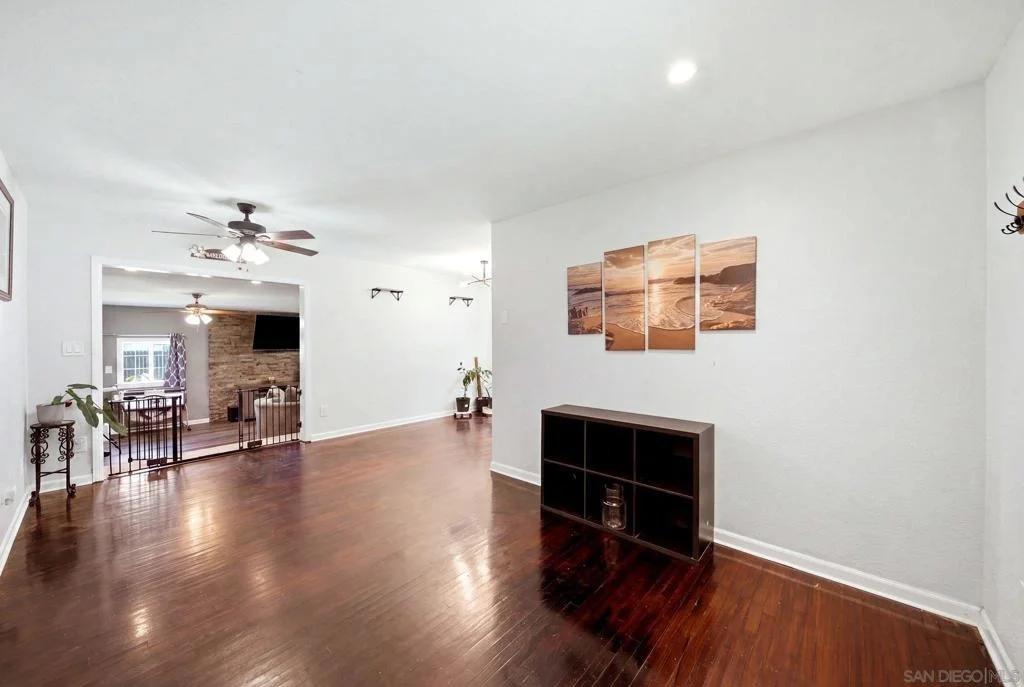 Photo of 8852 Railroad Ave