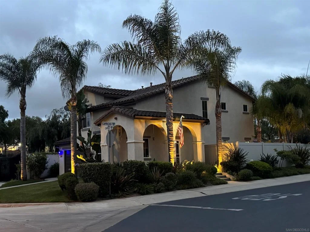 Photo of 3985 Carino Way